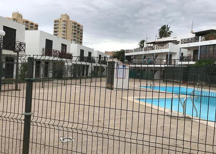 בית אירוח Complex Bungamar